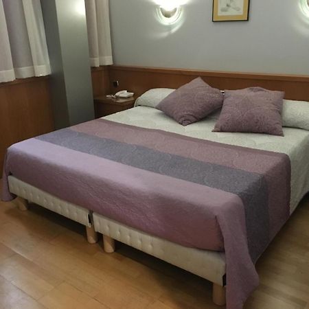 Encasa Hotel Almansa Ngoại thất bức ảnh