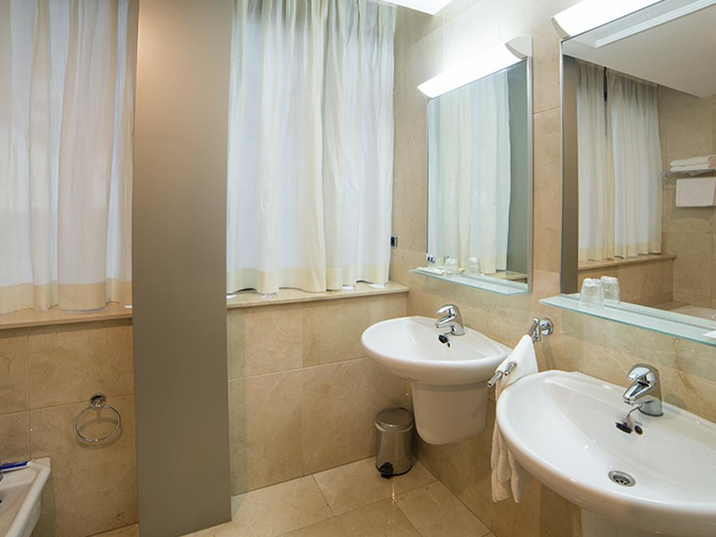Encasa Hotel Almansa Phòng bức ảnh