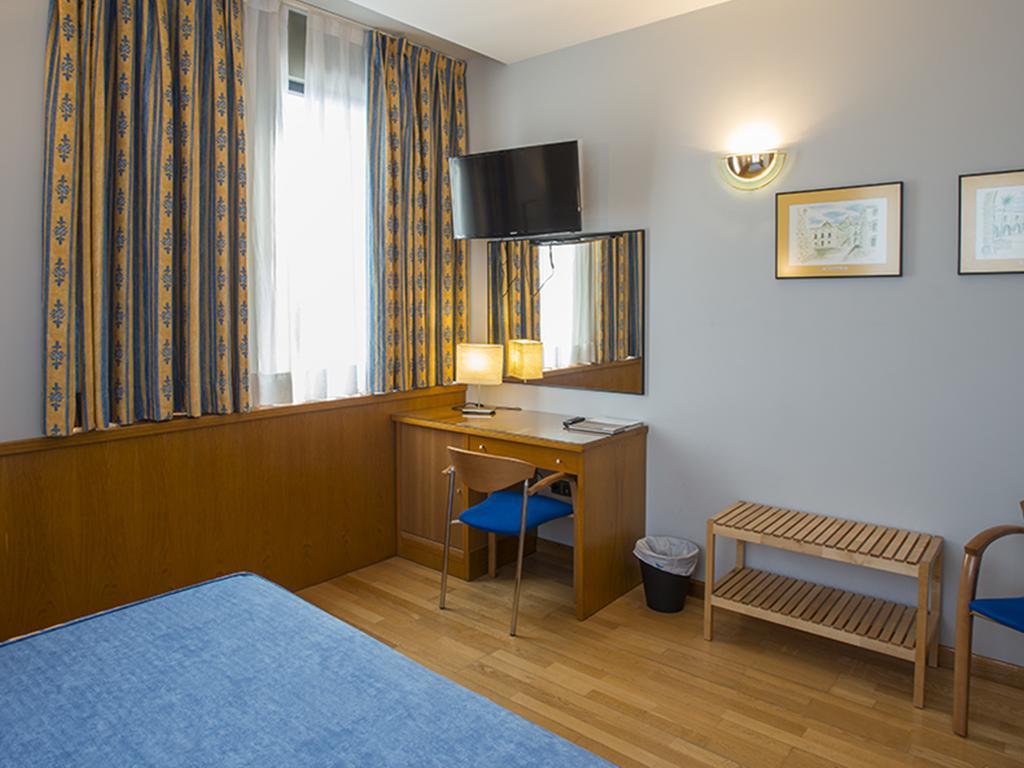 Encasa Hotel Almansa Phòng bức ảnh